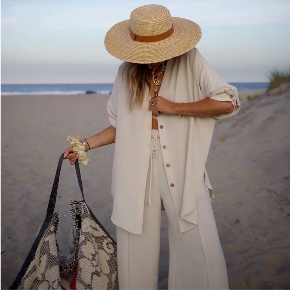 HDYWT white essential top L